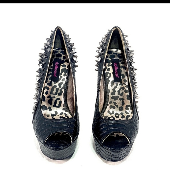 Dollhouse/Spike/Snake Embossed Leather Stillettos  Size 6 - Picture 5 of 12